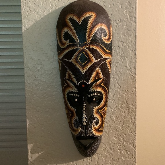 Authentic African Masks - Picture 2 of 3